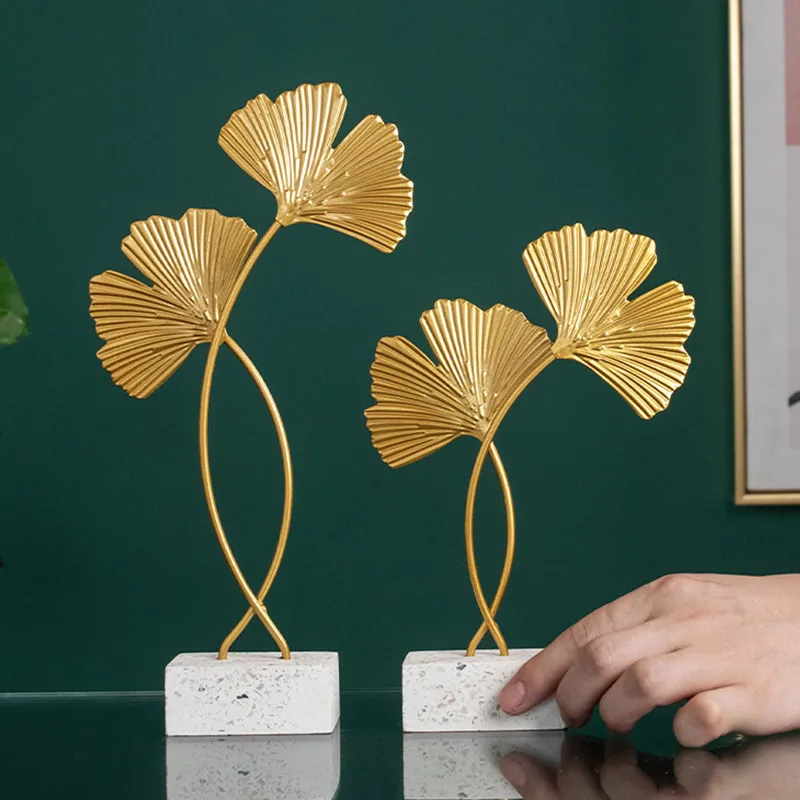 Nordic Luxury Gold Ginkgo Biloba Leaves Figurine Metal Plant Sculpture Room Decor Fengshui Ornament Home Decoration Accessories Nordic Luxury Gold Ginkgo Biloba Leaves Figurine Metal Plant Sculpture Room Decor Fengshui Ornament Home Decoration Accessories