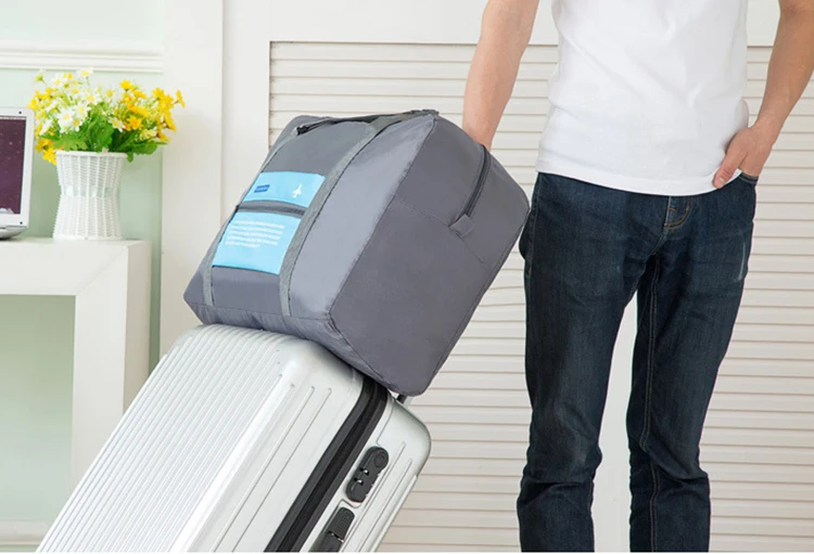 COMPACTA BAG - Bolsa Impermeável Dobrável Pequena ao Guardar e Grande ao Usar