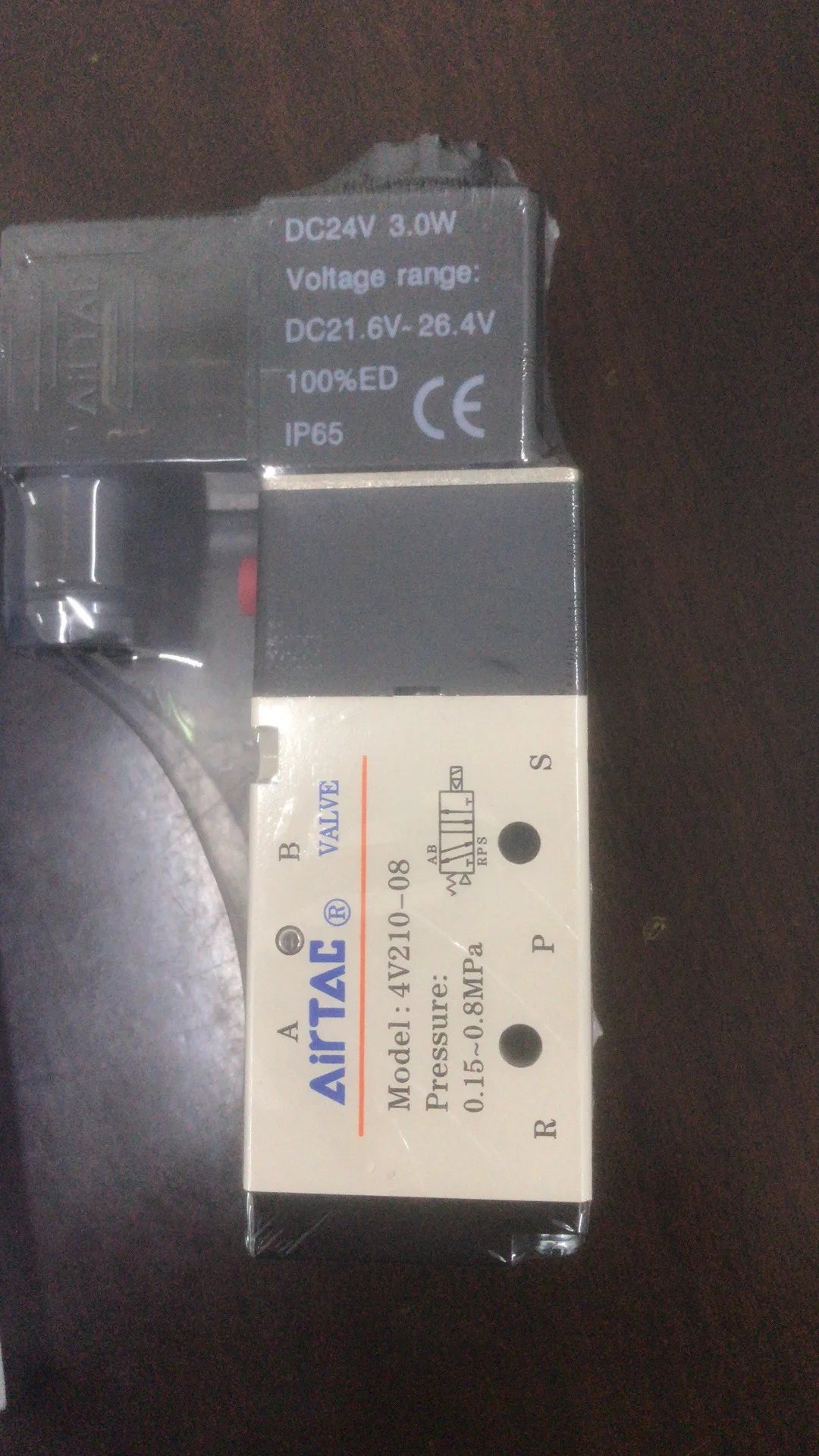 

Оригинальный Пневматический электромагнитный клапан Airtac 4V210-08