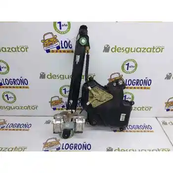 

REAR WINDOW LEFT SEAT LEON (1P1)