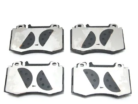 Clk200k clk240 clk280 clk350 clk500 a209 c209 керамики тормозных колодок - Цвет: clk500 a209 front
