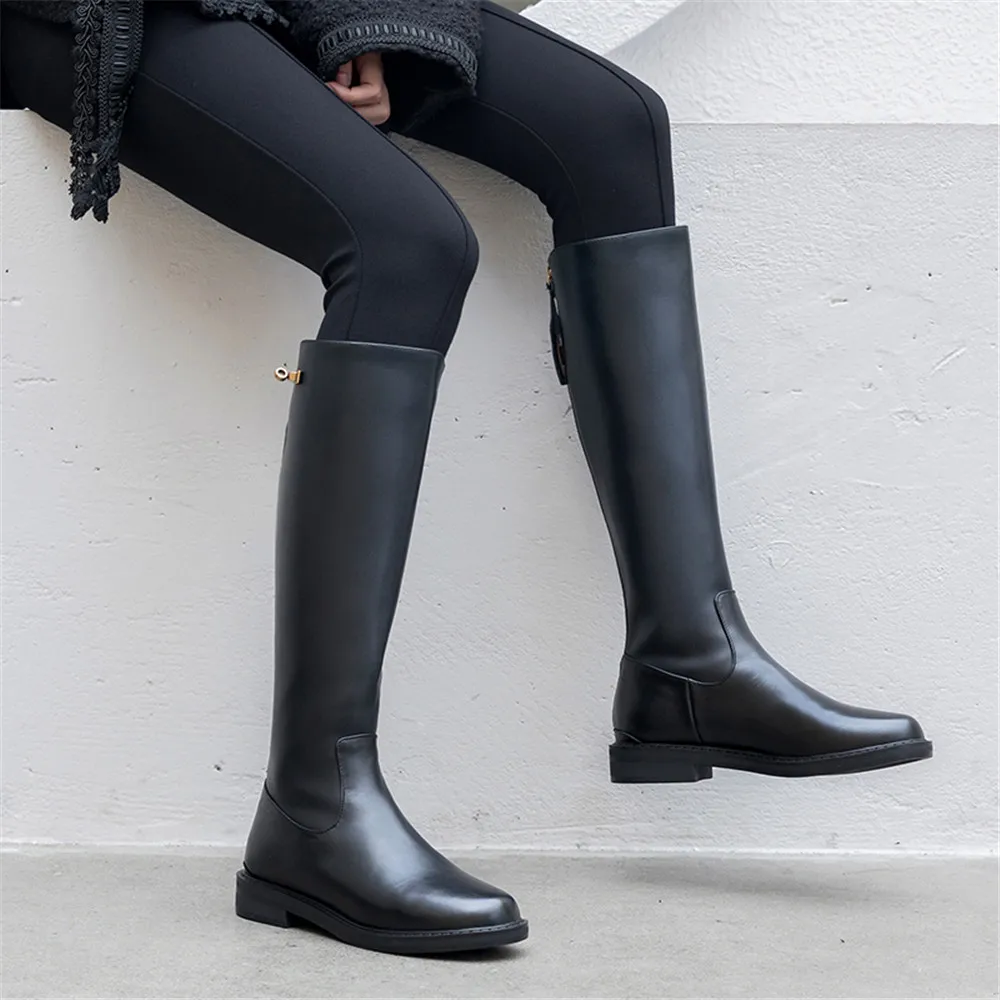 Insicre/женские сапоги до колена из коровьей кожи на низком каблуке 3 см; нескользящие классические женские сапоги В рыцарском стиле; зимняя обувь на молнии; Цвет Черный