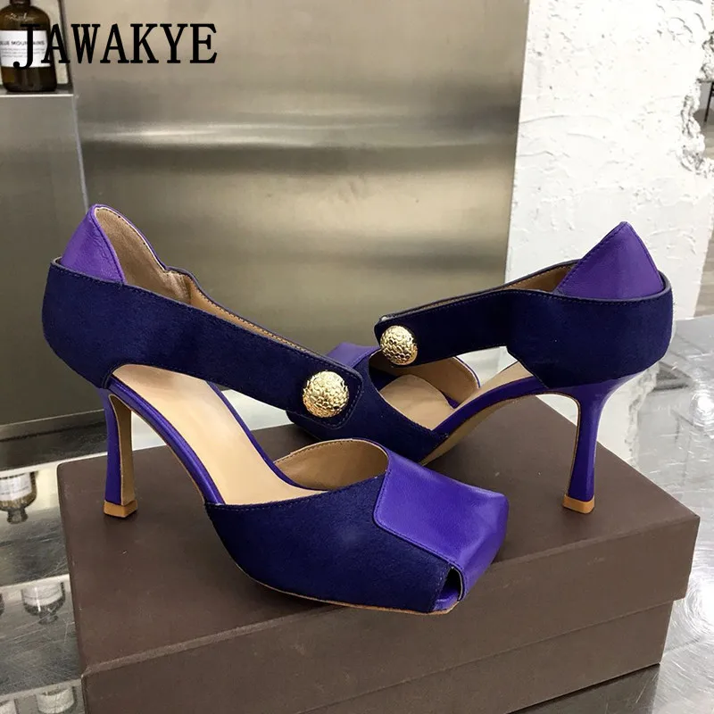 H7907eb8281154f6197d46e94eeb875f7v