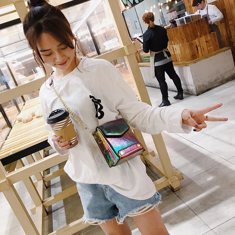 

Western Style Bag Women's 2019 Autumn And Winter New Style Mini Rivet Chain Square Sling Bag Color Changing Beach Bag Crossbody