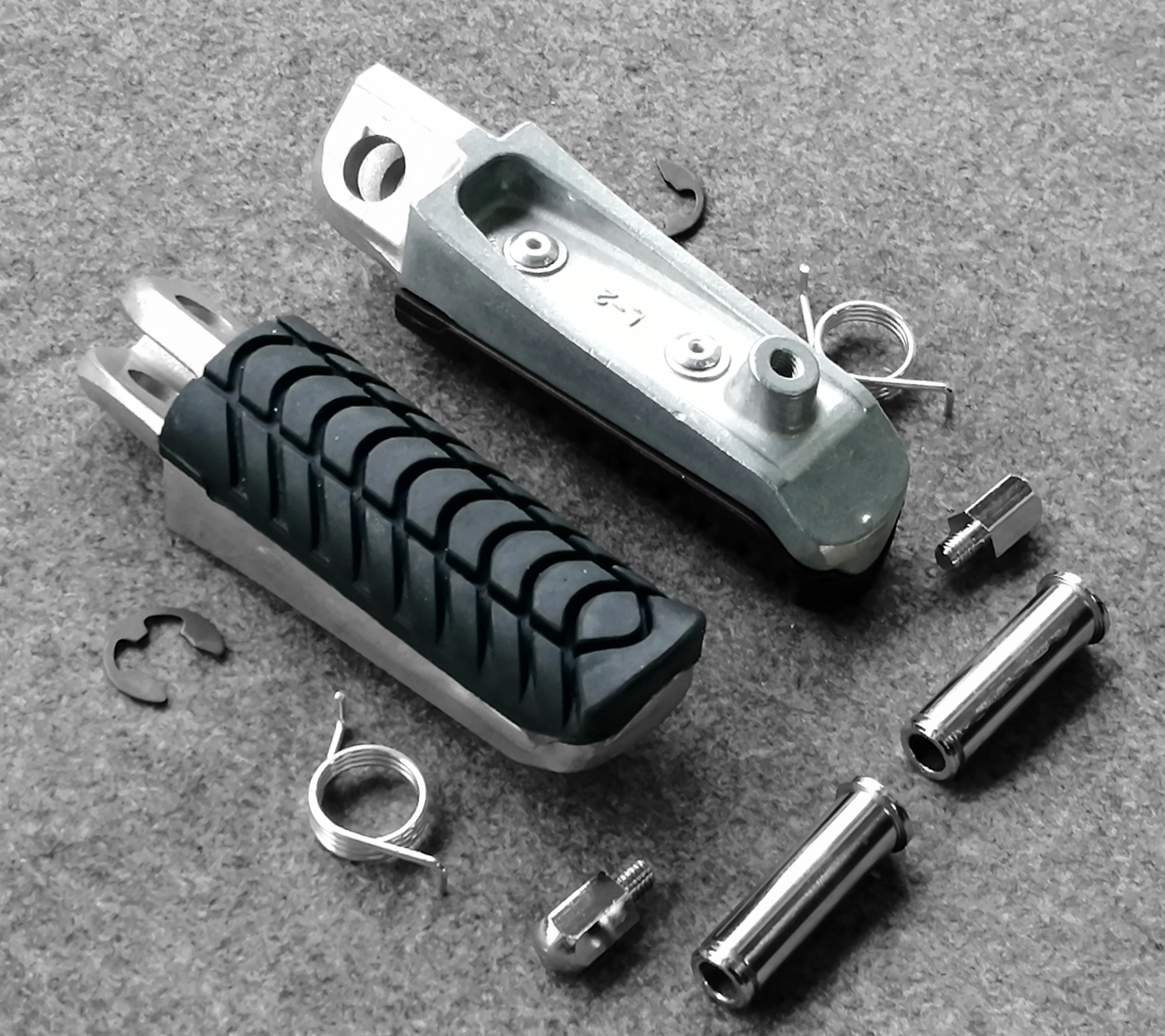 Передние Подножки для ног подходят для KAWASAKI ZZR1400 ZX14 2006-2012 GTR1400 ZG1400 2006