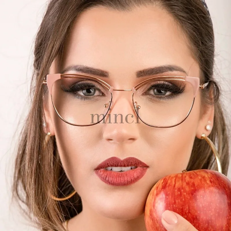

Photochromic Cat glasses reading glasses ladies progressive multi-focus reading glasses unique custom intelligent distance NX