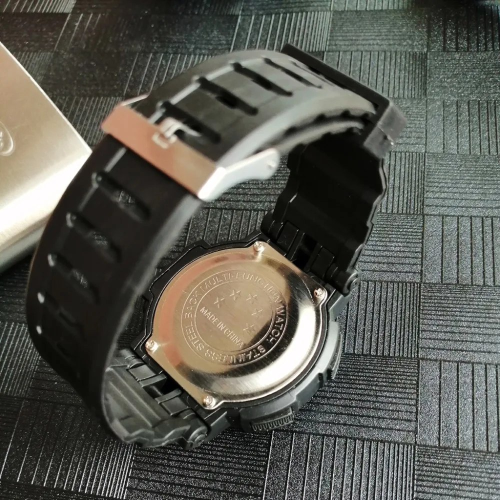 men watch (4)