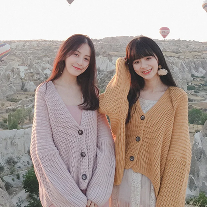 

Fall 2019 New Chic Lazy Wind Knitted Women's Cardigan Korean of Loose Pure Button Sweater Women's Jacket