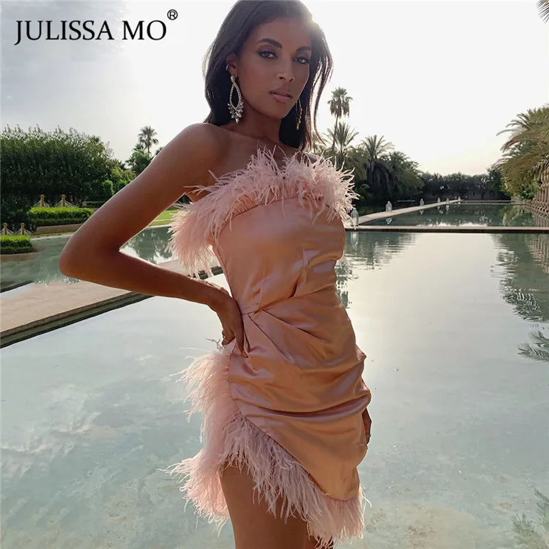 

JULISSA MO White Feather Strapless Bodycon Dress Women Sexy Off Shoulder Split Short Dress Female Backless Evening Party Dress