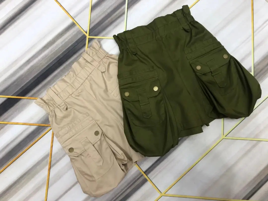 ladies fashion loose casual solid color pleated shorts 0820