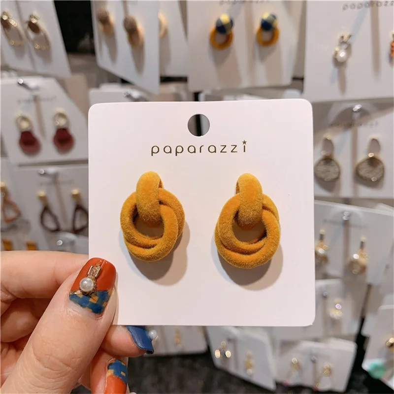 

Winter New Fashion Retro Morandi Large Circle Velvet Irregular Stud Earrings 2019 Women's Unique Gift Jewelry Christmas Gifts