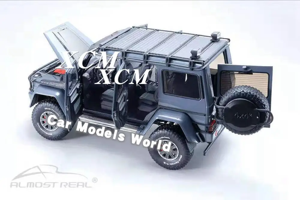 Литая модель автомобиля для почти реального 550 приключений G 500 4x4 1:18(серый)+ маленький подарок