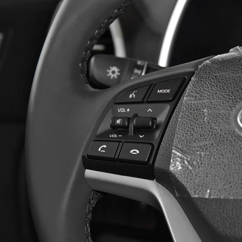 Переключатель дистанционного управления рулевого колеса Левый для hyundai Tucson+ TL Bluetooth Кнопка музыкальный переключатель 96710D35004X 96710-D3500 - Цвет: LEFT BUTTON