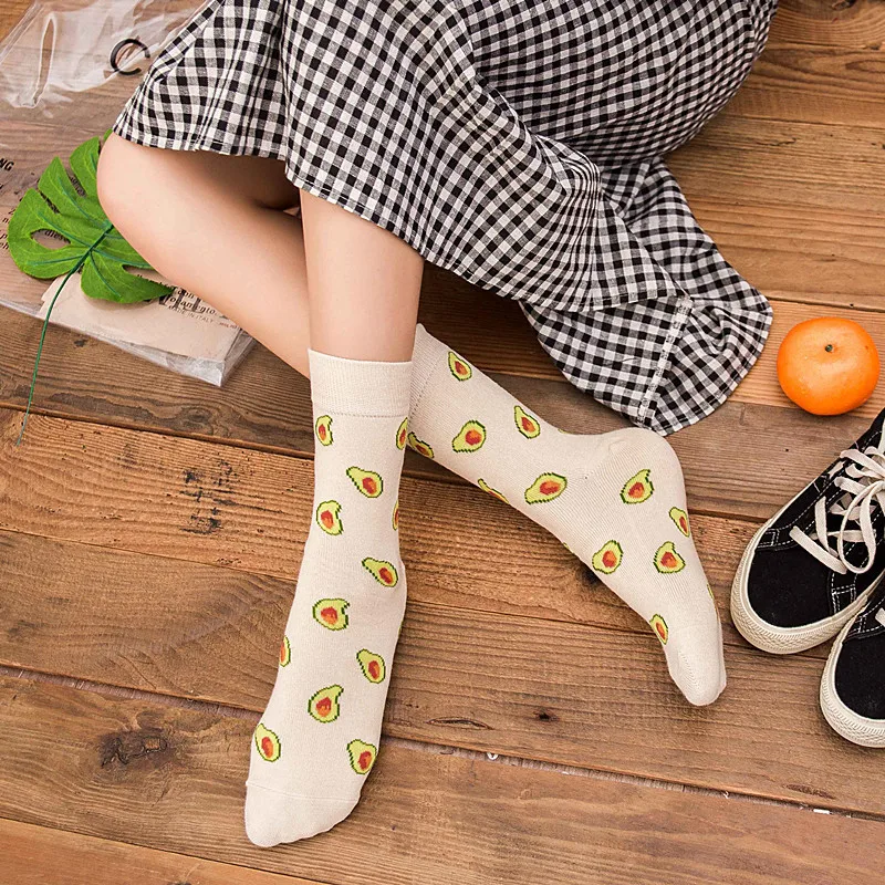 Женские носки, Забавные милые Мультяшные носки с фруктами, бананами, авокадо, лимоном, яйцом, печеньем, пончиками, едой, счастливым японским Харадзюку, скейтбордом
