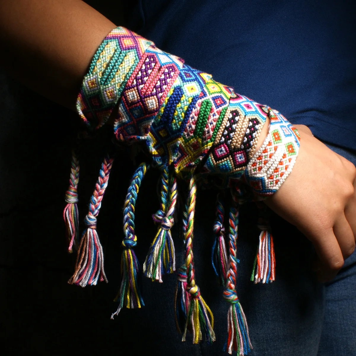 Boho разноцветный браслет ручной работы с хлопковой веревкой для женщин и мужчин, винтажный этнический плетеный браслет с подвесками, браслет дружбы, Femme Pulseras