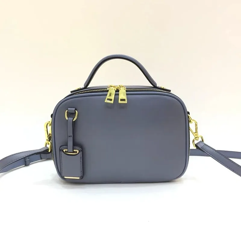 

New Style Simple and Stylish Small Square Bag