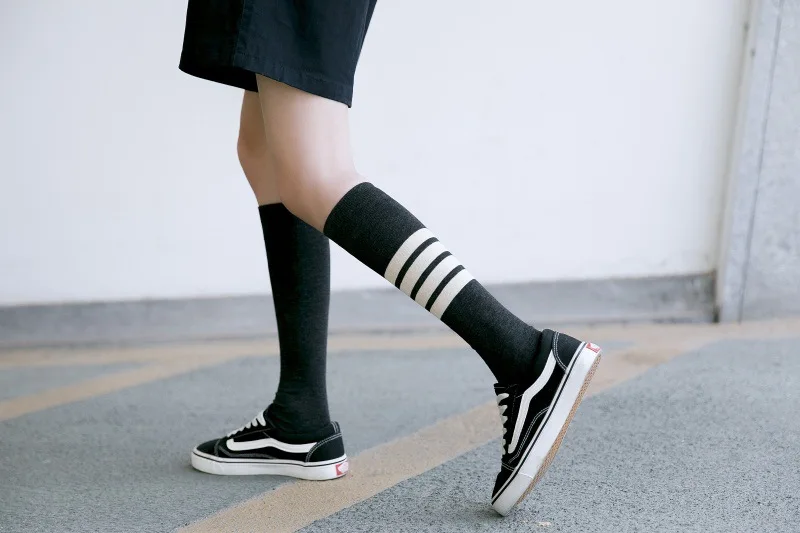 Net Red Long Socks Female Korean Spring And Autumn Socks Japanese-style College Style Knee-Length Half Length 3-Bar High Socks