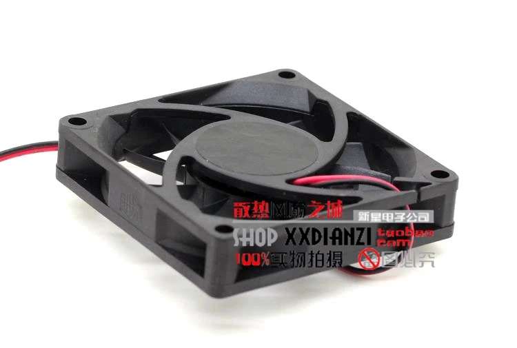 A7015-15CA-2PN-F1 7015 5V 0.20A 7 см тетрадь вентилятор с ножкой