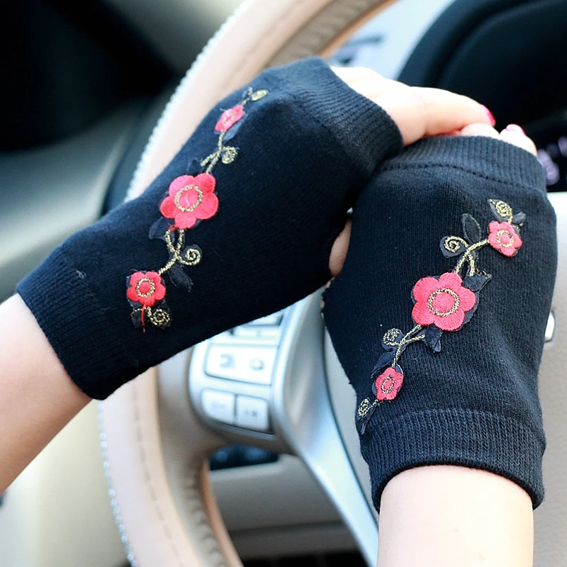 Gloves Women National style embroidery Flower vintage Winter Warm Mittens for Autumn Ladies Female Gloves Mittens Girls Gift