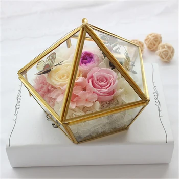 

Ring Boxes European Style Retro Copper Strip Geometric Glass Jewellery Box Immortal Flower Glass Cover Creative Home Decoration