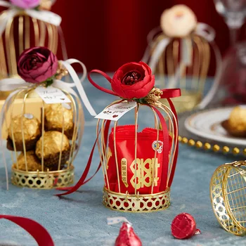 

36 X Ins Latest Queen Crown Birdcage Wedding Sweets Boxes Creative Imperial Crown Shape Small Ornament Gift Decoration