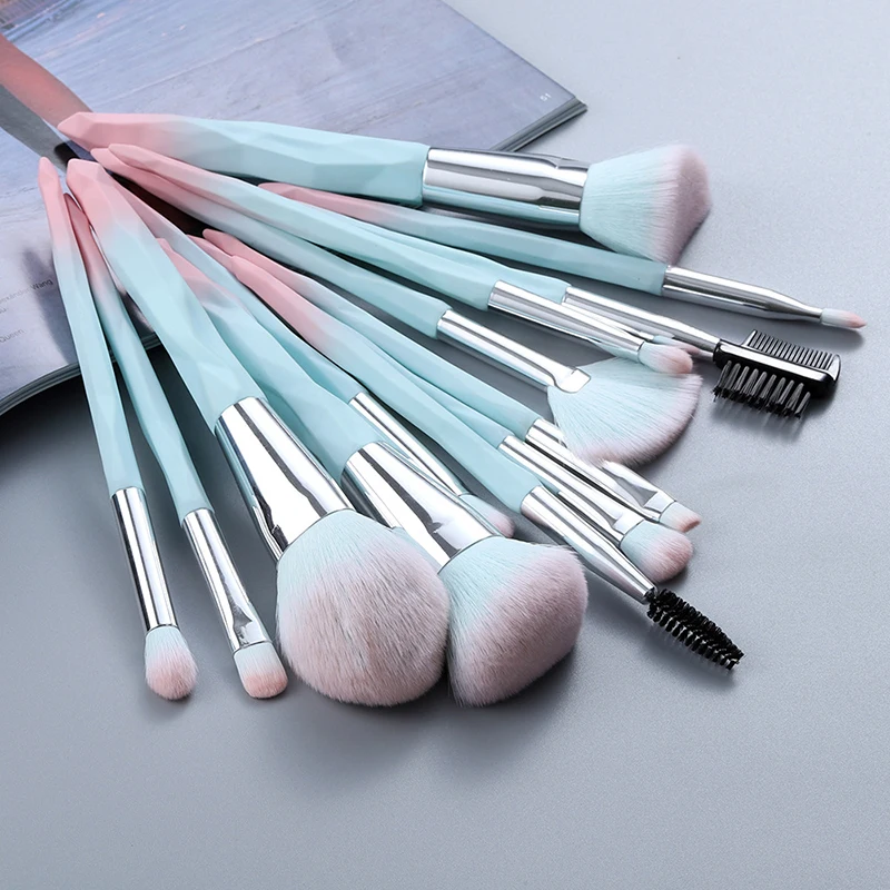 

OUBLDIOR Makeup Brushes Set Professional 15pcs Kit Blue Large Loose Powder High Gloss Eyeshadow Foundation Contour SynthetiHair