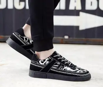 

Men Casual Shoes Lightweight Air Cushion Flats Sneakers Tenis Masculino Adulto Footwear Male Shoes Men Trainers Chaussure Femme