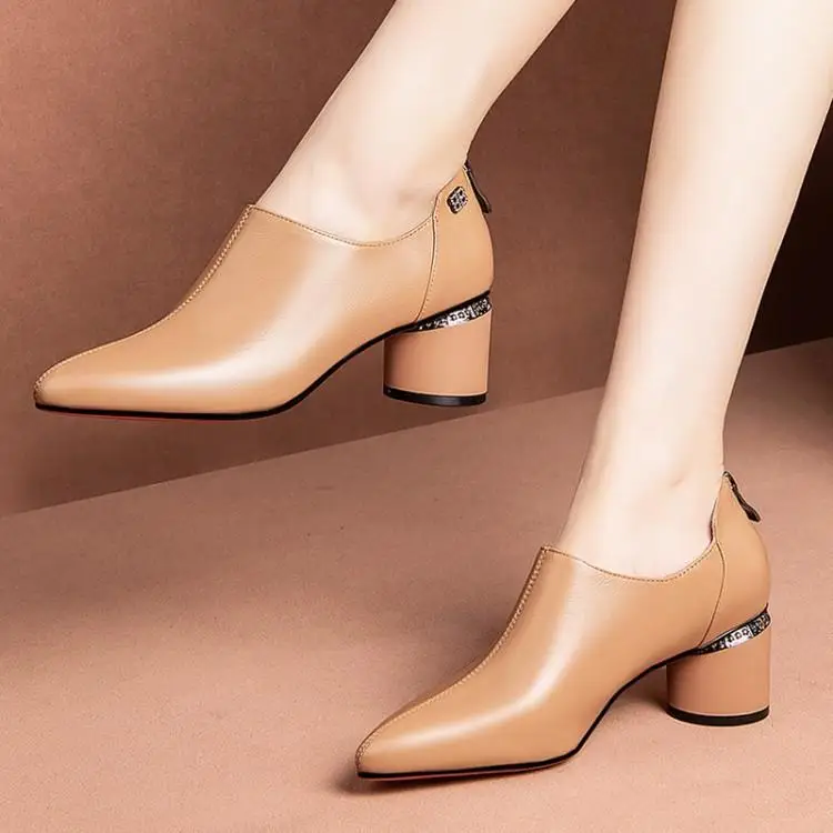 

Female pointed leather coarse documentary shoes high heels ladies shoes head layer cowhide 5.5 cm deep mouth