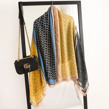 

2019 New cotton Scarf Women Fashion Leopard Print Shawls And Wraps Lady Travel Pashmina High Quality Scarves Winter Neck Wram