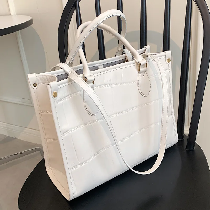 Chanel 19 Bag Review - Is it Worth it? - FROM LUXE WITH LOVE