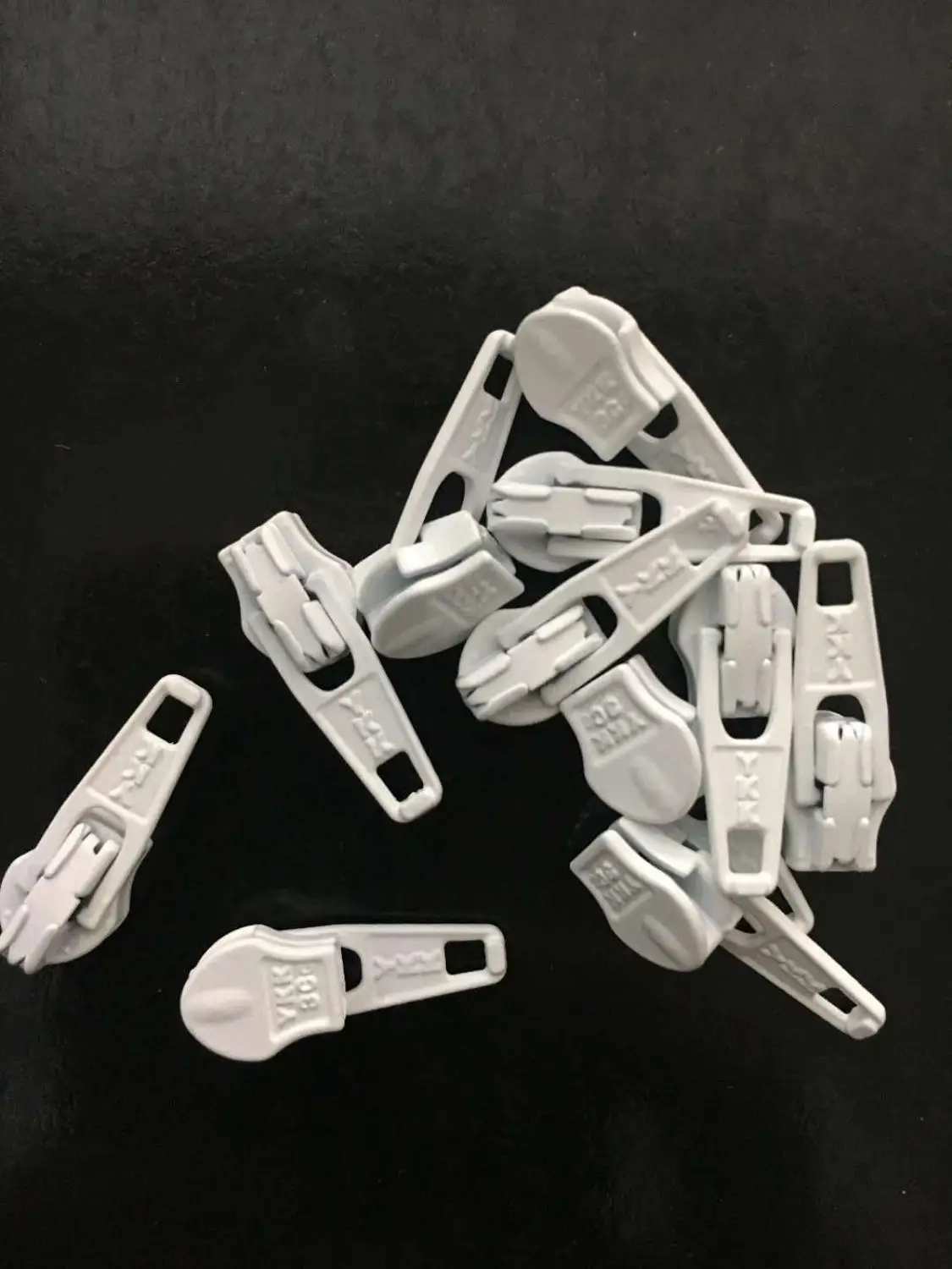 30pcs/lot 3# Ykk Nylon Coil Zipper Sliders Pull Head Front ( Pants) Back (jacket and Waterproof Zip) Sewing Accessories