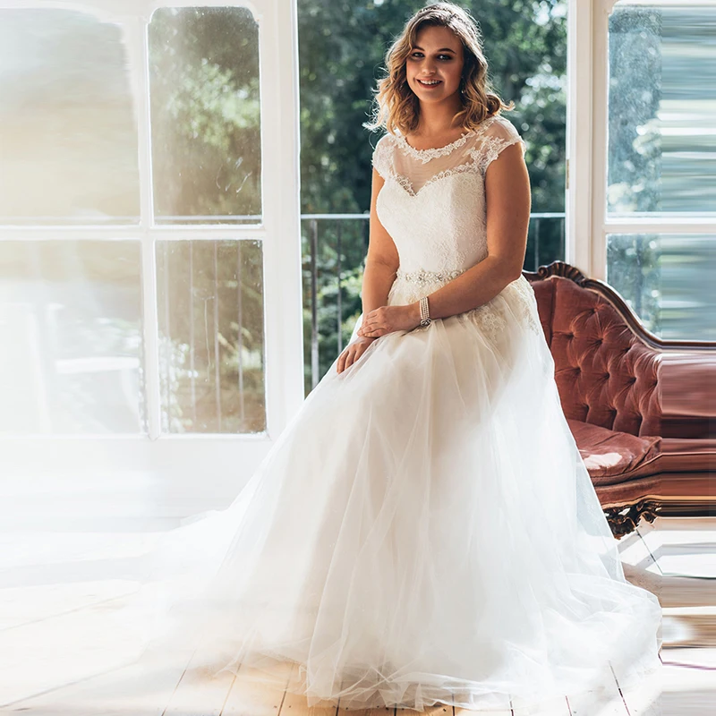 

Verngo 2019 Plus Size Wedding Dress A-line Lace Tulle Bride Dress Custom Simple Wedding Gowns Abito Da Sposa Vestido De Noiva