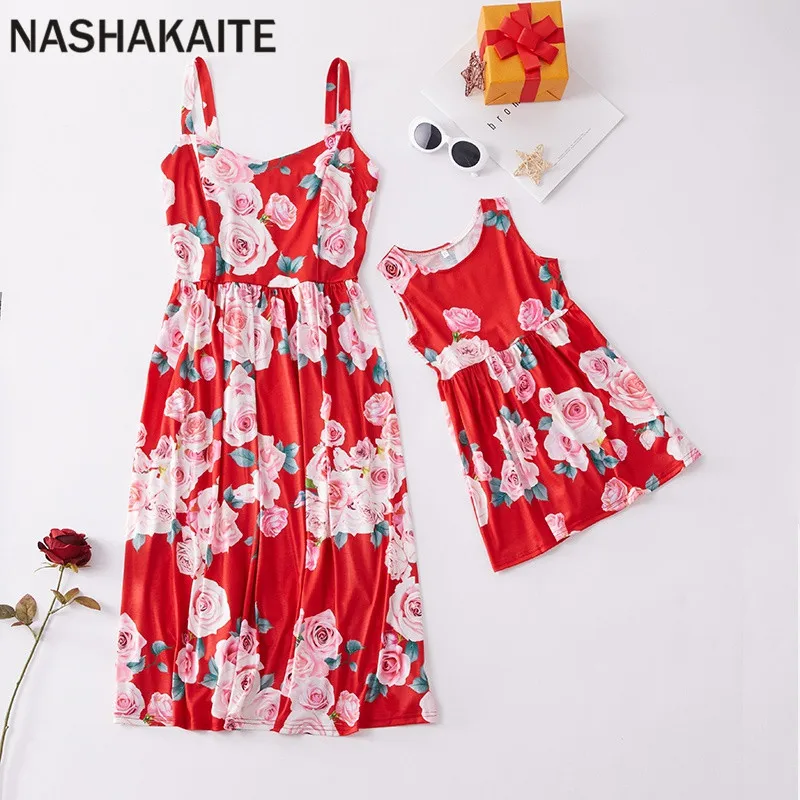 NASHAKAITE/платья для мамы и дочки; летний праздничный сарафан; платье средней длины с цветочным принтом без бретелек; платье для мамы и дочки