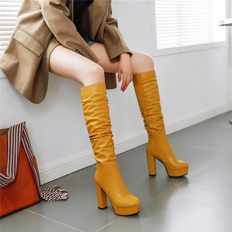 botas altas plataforma
