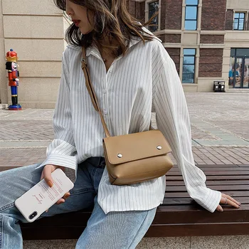 

Small bag women's spring and summer 2020 new Korean fashion flip small square bag Single Shoulder Messenger Bag