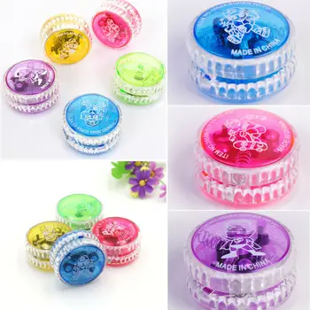 

1PC YoYo Trick YO YO Light Up Clutch Mechanism Toy Speed Ball LED Flashing Toys Gift (Colors is random)
