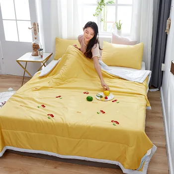 

Summer Thin Quilt Lightweight Bedding Coverlet Breathable Soft Cozy Comforter Embroidered Machine Washable