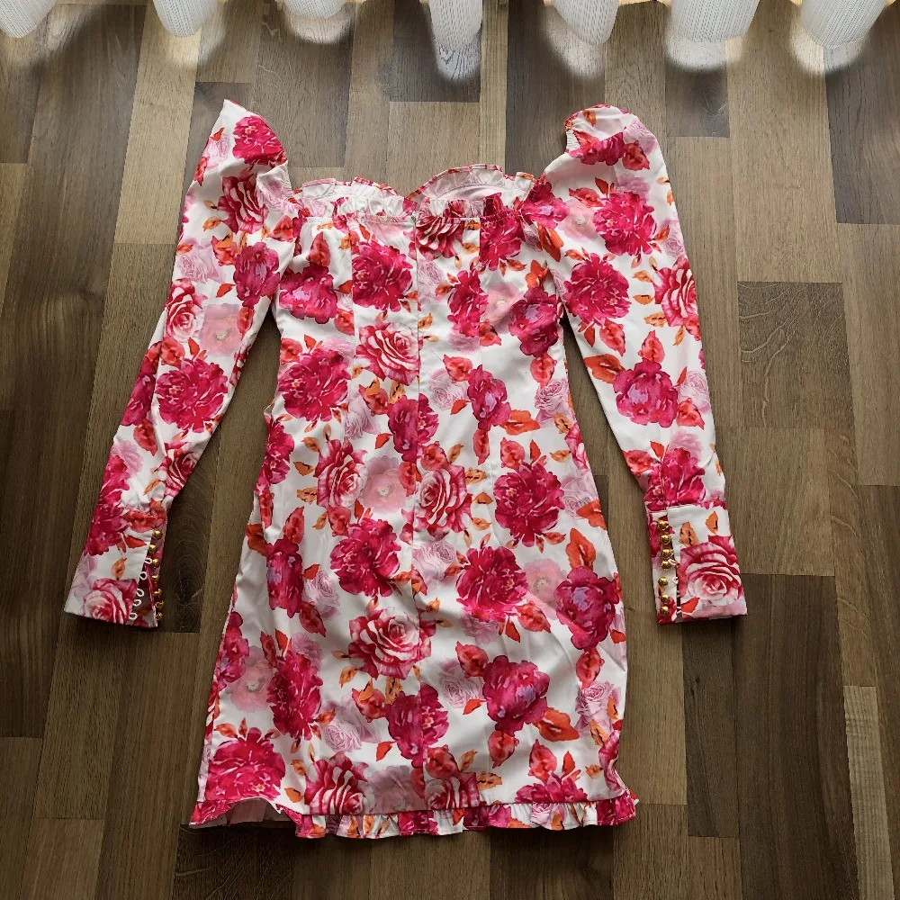 Осеннее женское платье с розовыми и белыми розами и цветочным принтом, из эластичного хлопка, до середины бедра, Vestido S-XL