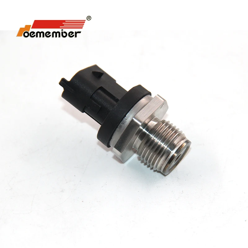 

M18x1.5 Ceramic Fuel Oil Pressure Sensor 0281002907 for RENAULT Trucks 0281002908 2R0919081F 7701068400 55195077