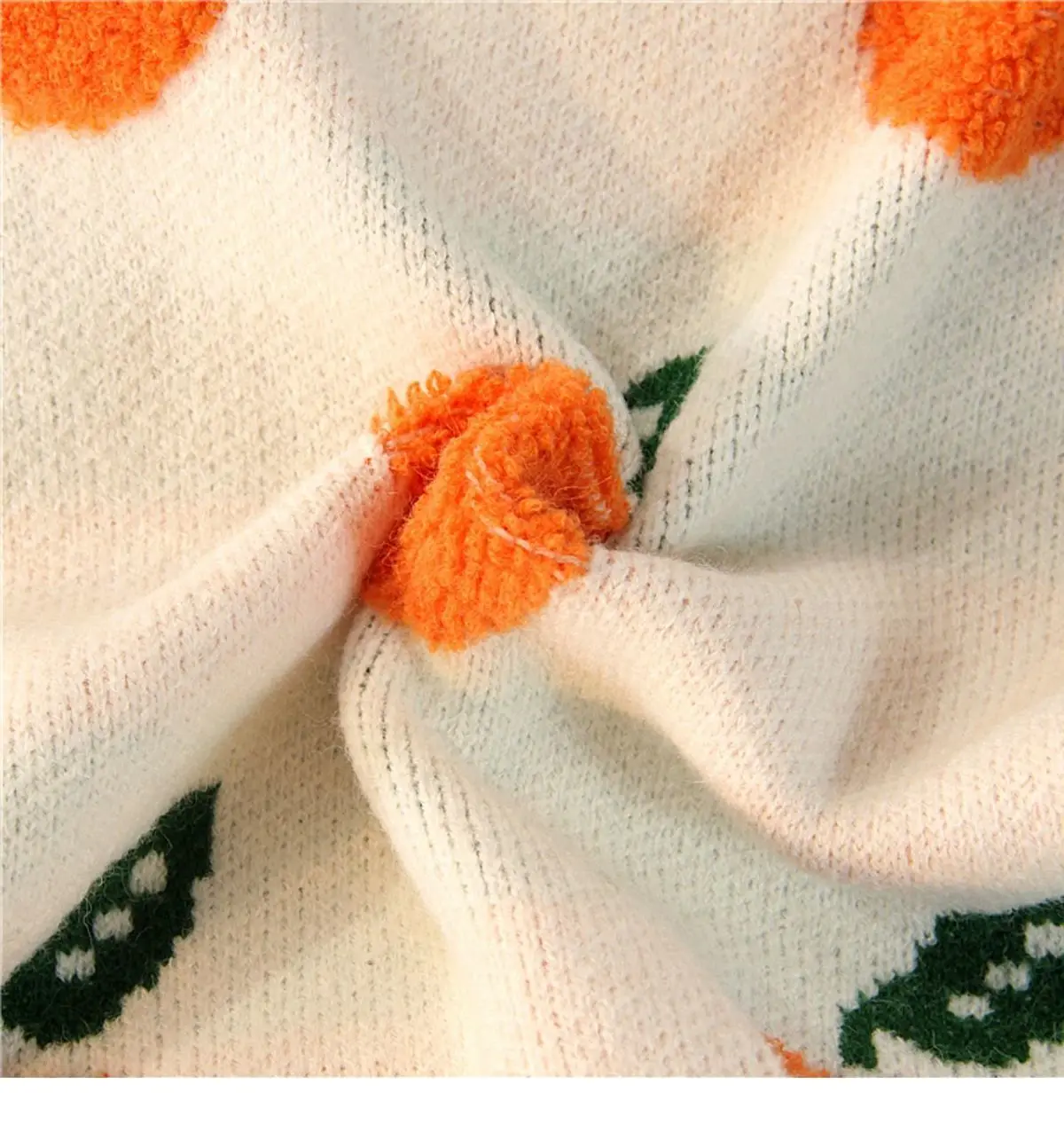 Women's Round Neck Sweater Image 11