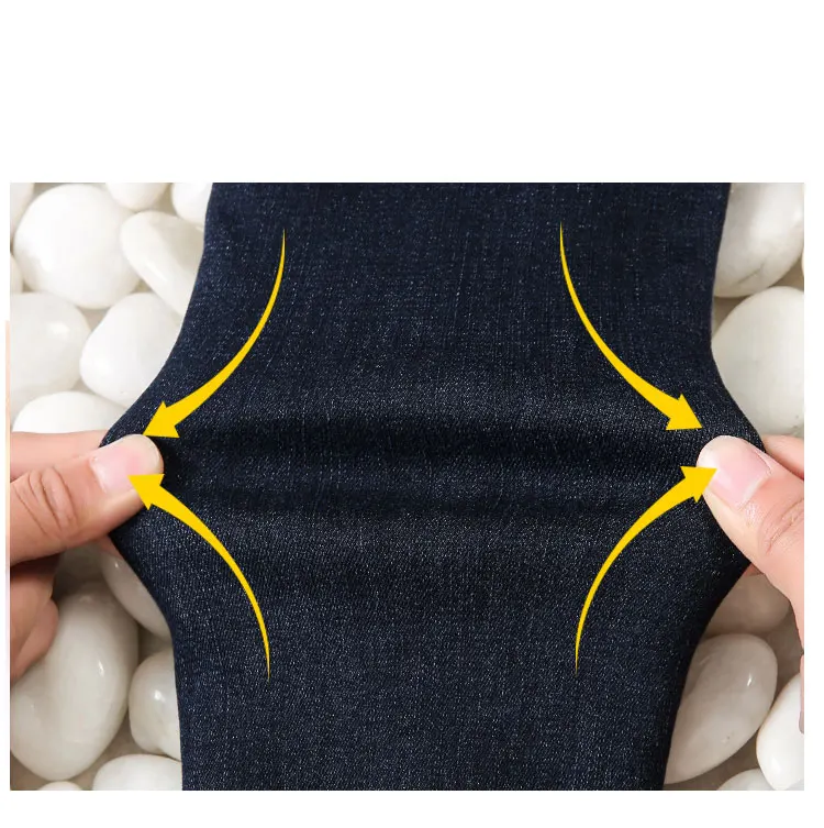 New Korean Winter Women Jeans Elastic Band High Waist Slim Black Ladies Jeans Autumn Plush Thickening Feet Jeans Denim Rrousers