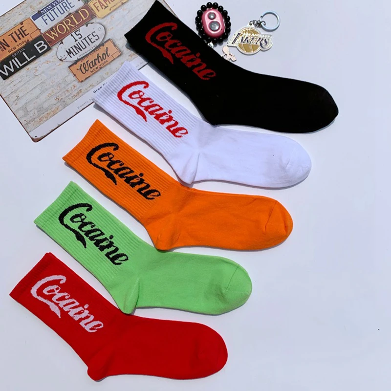 

ins tide net red cotton alphabet socks men & women in the tube color college style street skateboard sports long socks wholesale