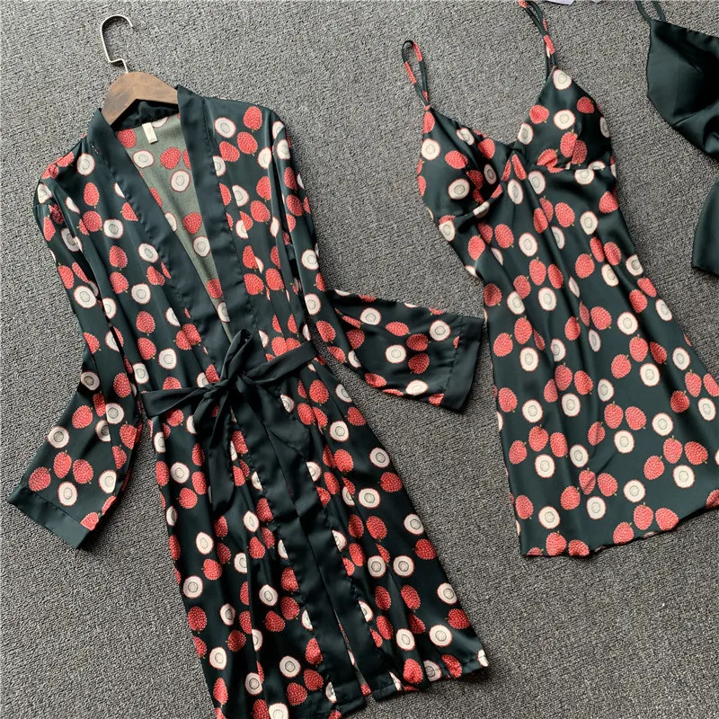 13130814681_2043651032