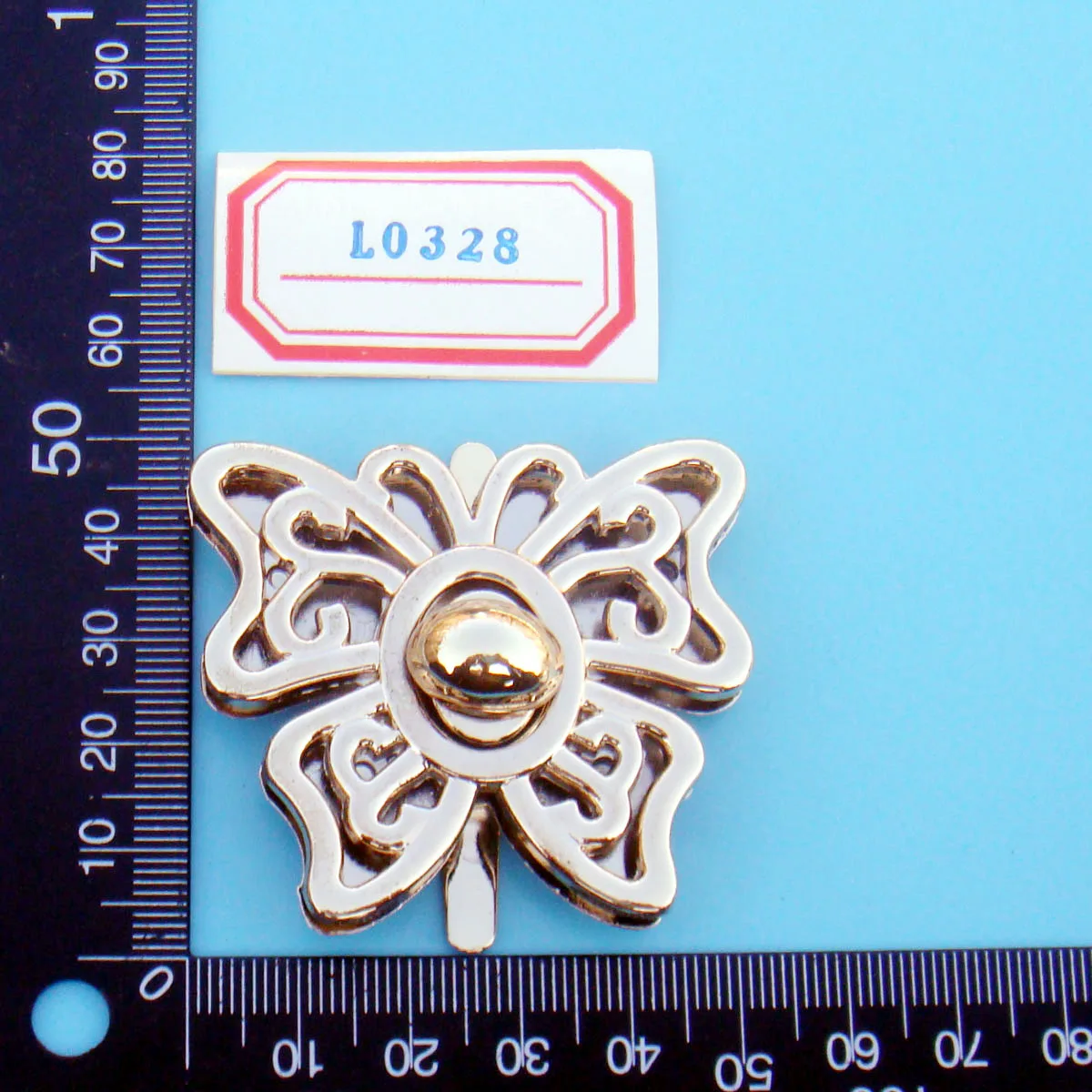 Light gold color 10 компл./лот в форме бабочки, высокое качество с поворотной блокировкой застежкой Для женщин кожаные сумки из натуральной кожи сумка Запчасти аппаратные средства "сделай сам" L0328 - Цвет: Light gold color