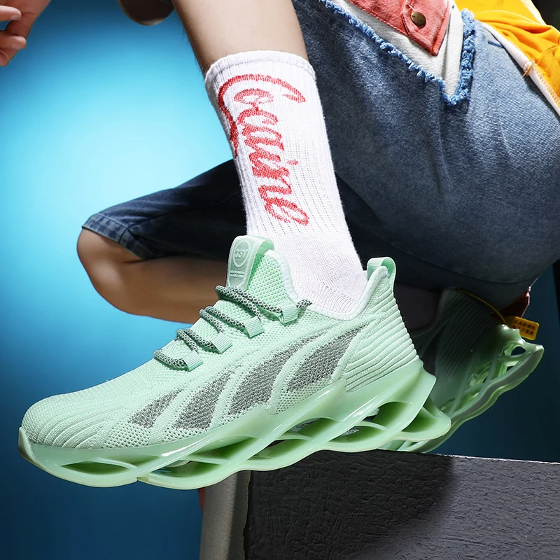 

Men's cushioning outdoor jogging shoes High quality mesh breathable sneakers Blade comfort coach casual shoes Zapatillas Hombre