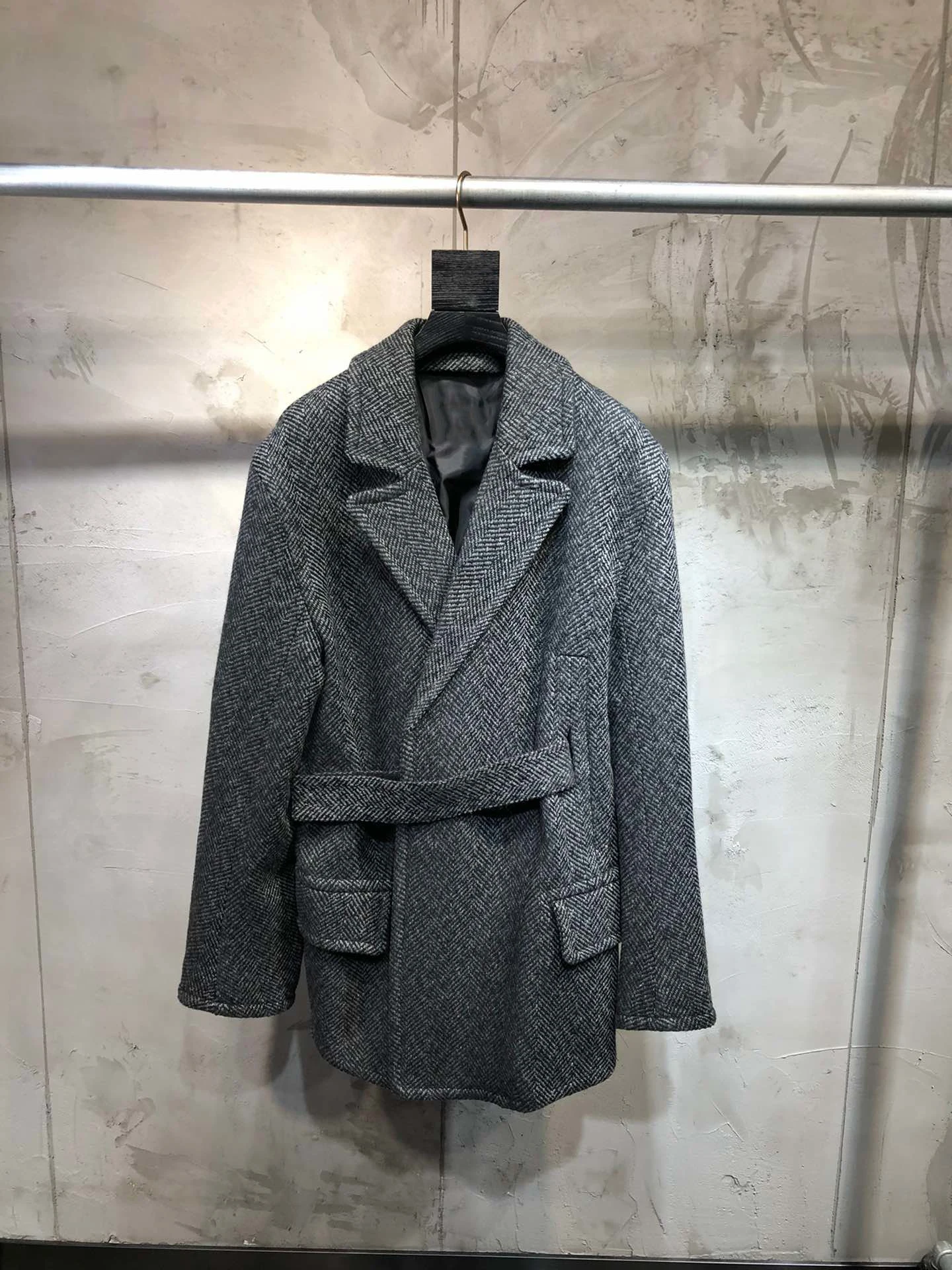 Новое Женское высококачественное модное однотонное кружевное пальто с длинным рукавом и отворотом 1022