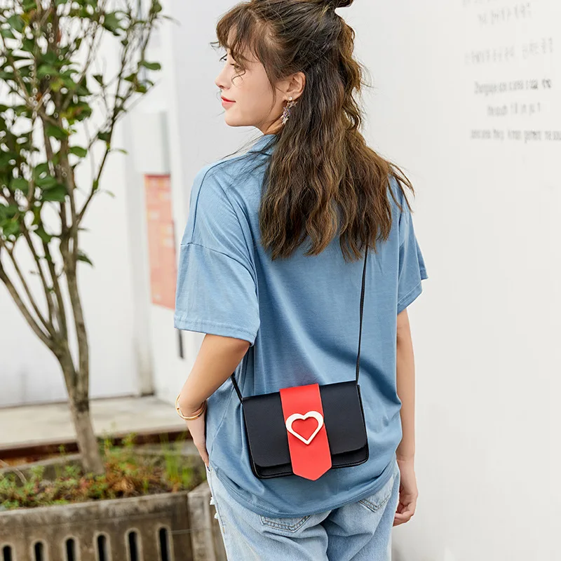 

Bag Women's 2019 Autumn And Winter New Style Contrast Color Square Sling Bag Cute Heart Shape Phone Bag Square Sling Bag