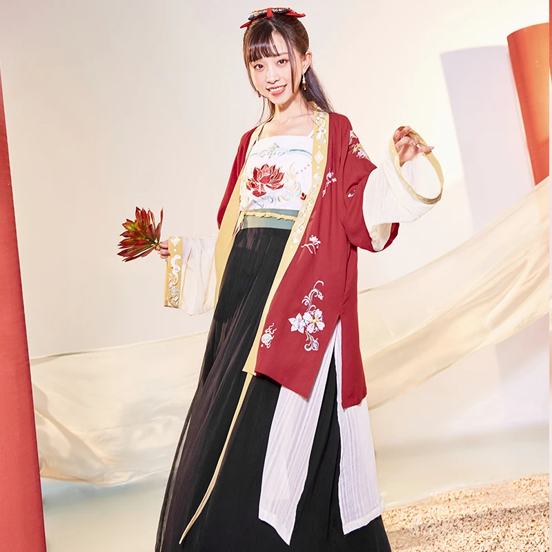 

More than thirteen xiaodoukou'er [Xinyue] embroidered double-layer pylon with one piece lower skirt embroidered Hanfu