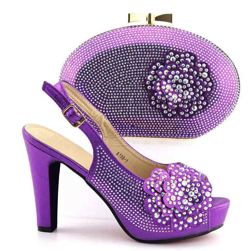 A198-1 紫色 38-42 RMB200 跟高11.3CM