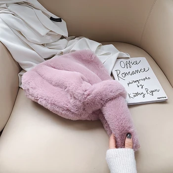 

2019 Vintage Women Shoulder cute bucket tote Bags Top Korean fashion Ladies handbag Faux Fur Plush Cony Hair tote bags Female